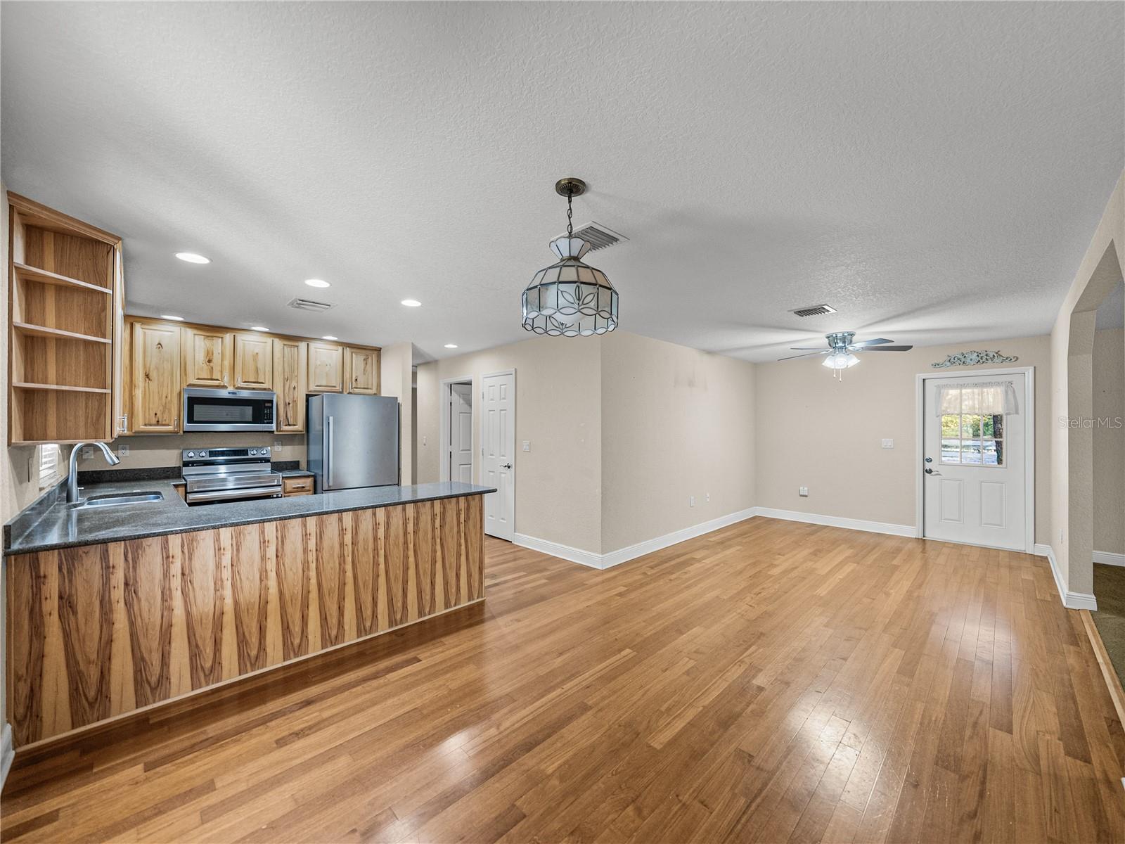 Image 19 of 68 For 34800 Orange Belt Drive