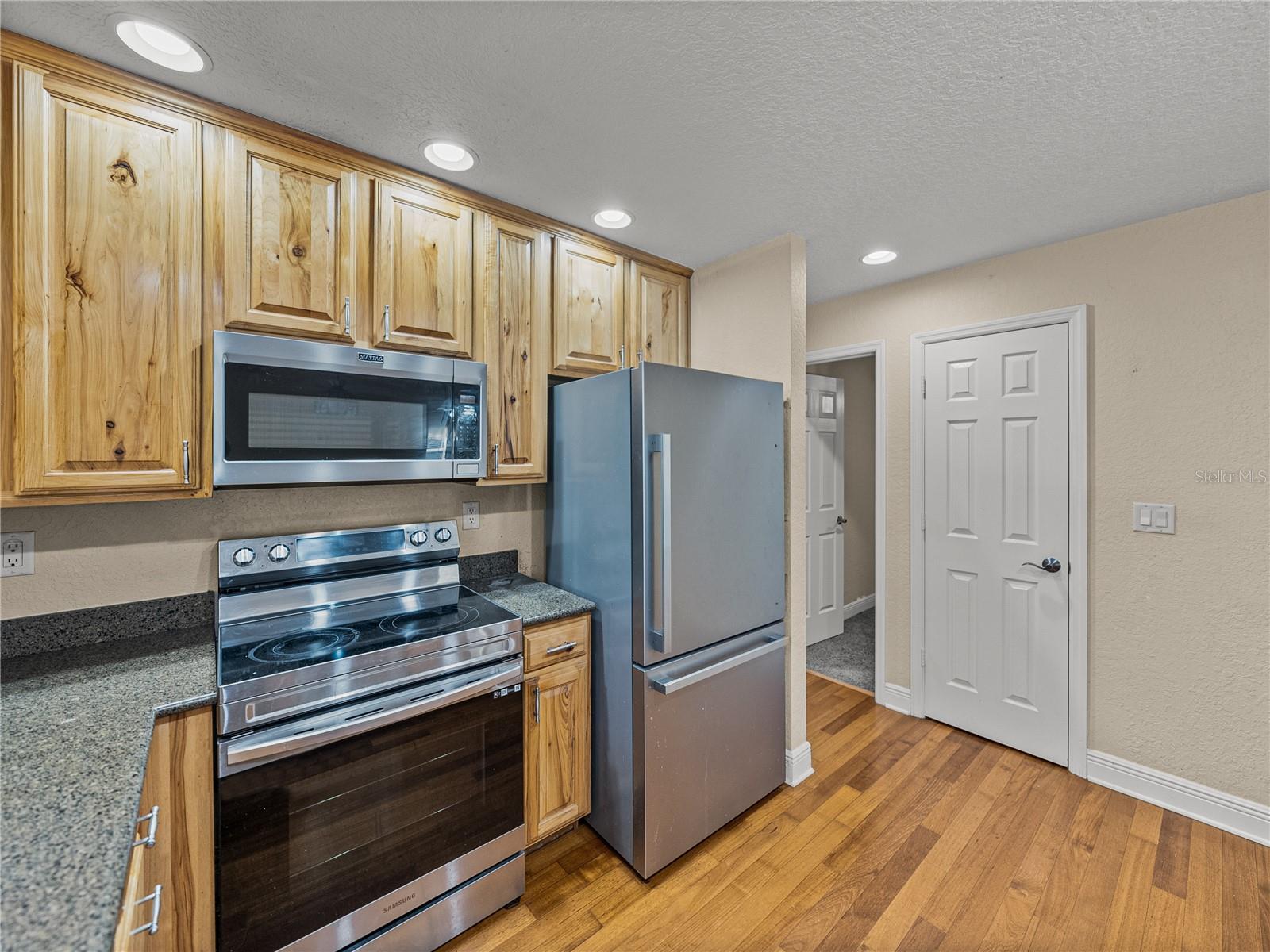 Image 24 of 68 For 34800 Orange Belt Drive