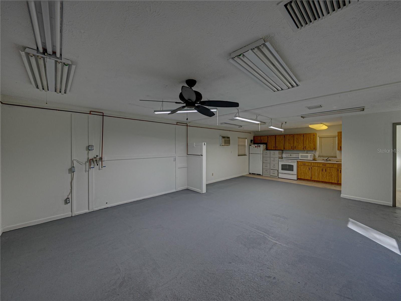 Image 44 of 68 For 34800 Orange Belt Drive