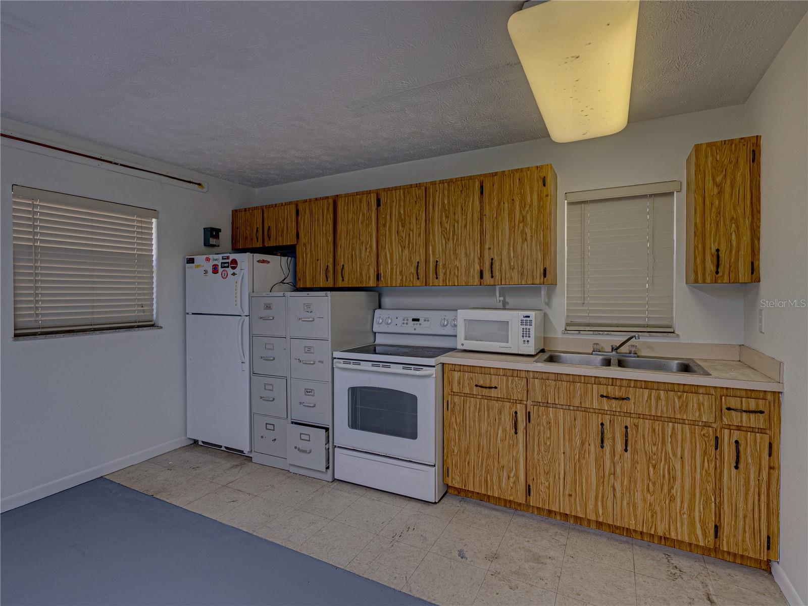 Image 48 of 68 For 34800 Orange Belt Drive