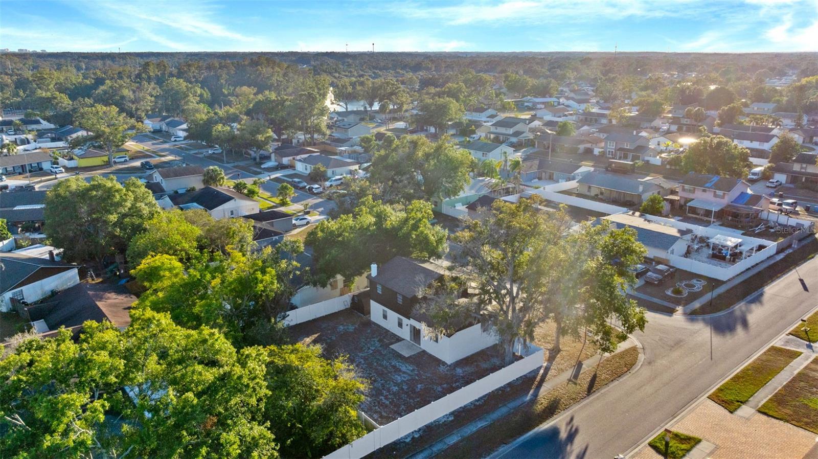 Image 26 of 36 For 6502 Spanish Moss Circle