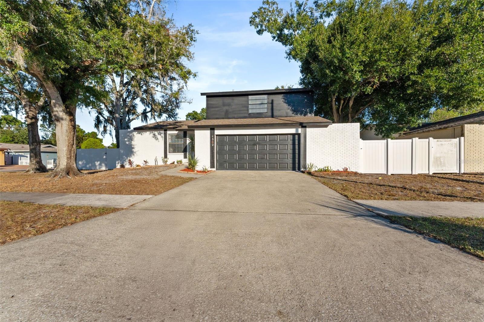 Image 29 of 36 For 6502 Spanish Moss Circle