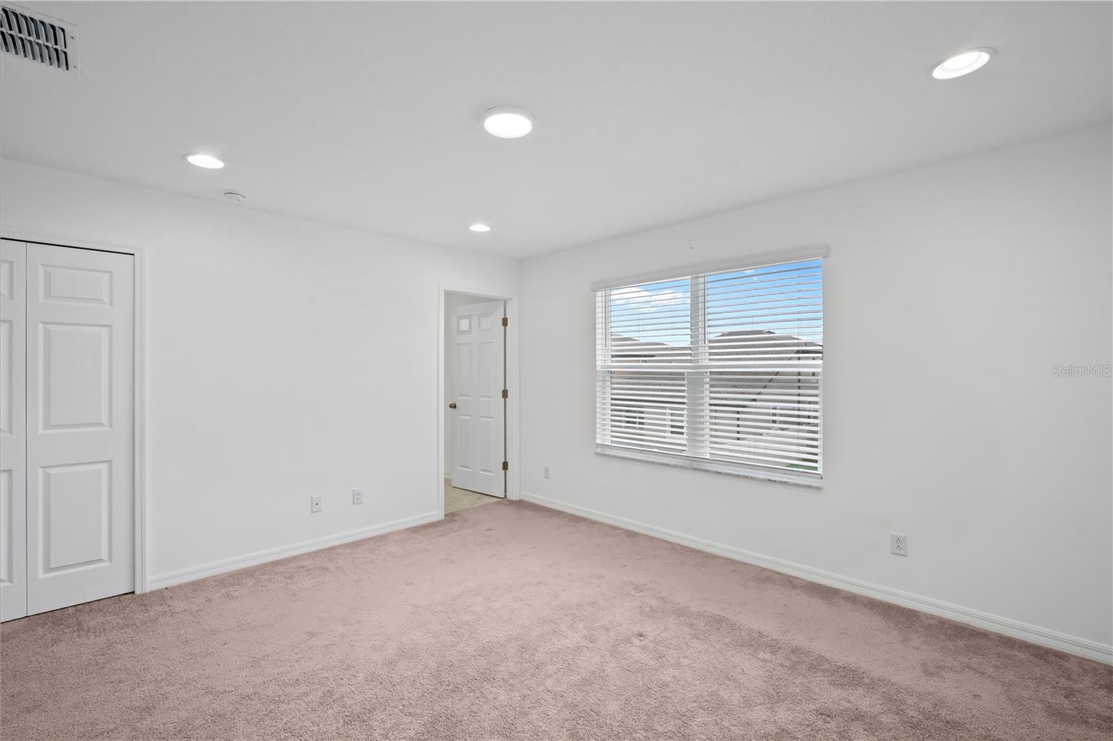 Image 13 of 26 For 37820 Beacon Brick Drive