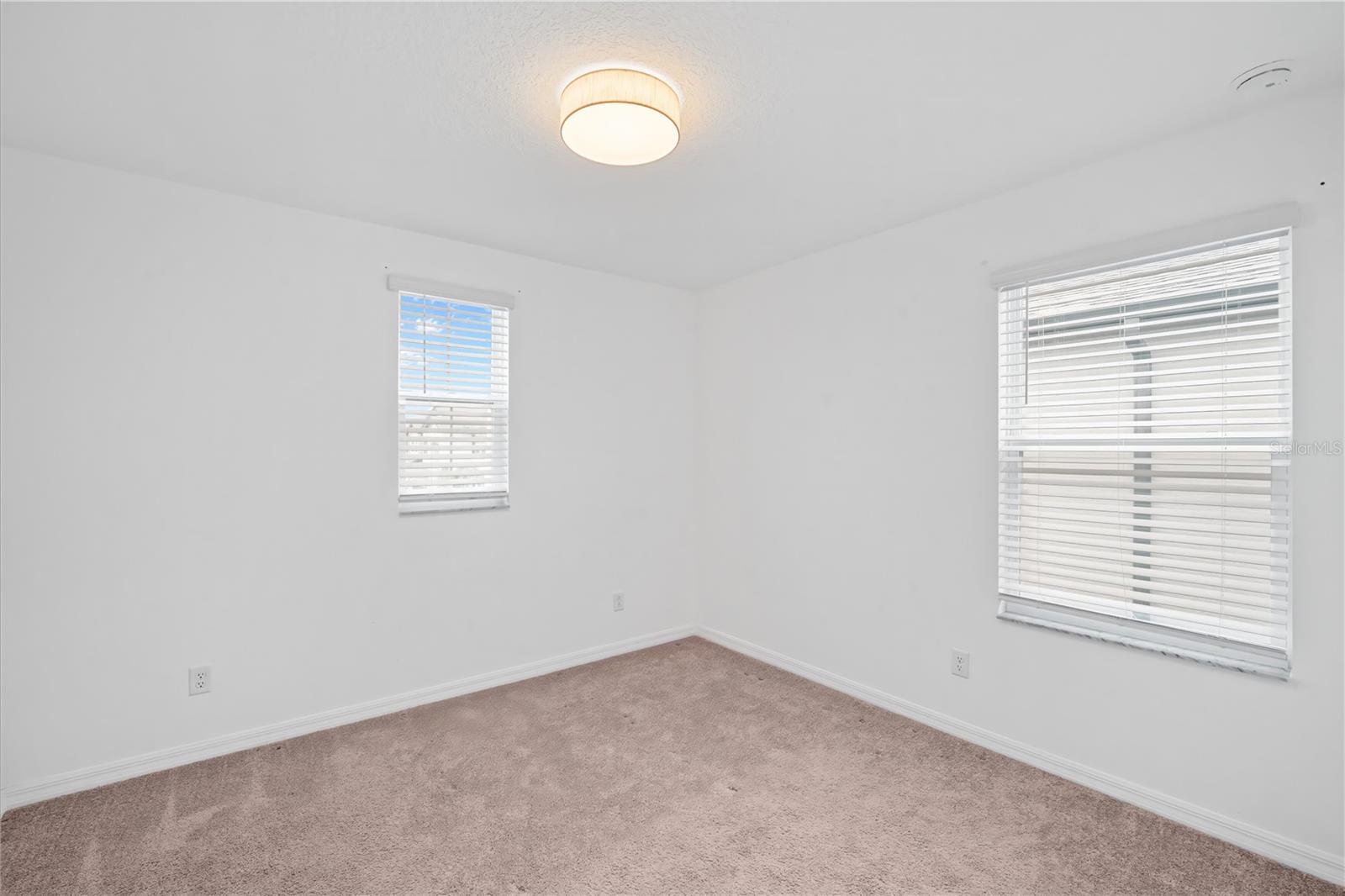 Image 18 of 26 For 37820 Beacon Brick Drive