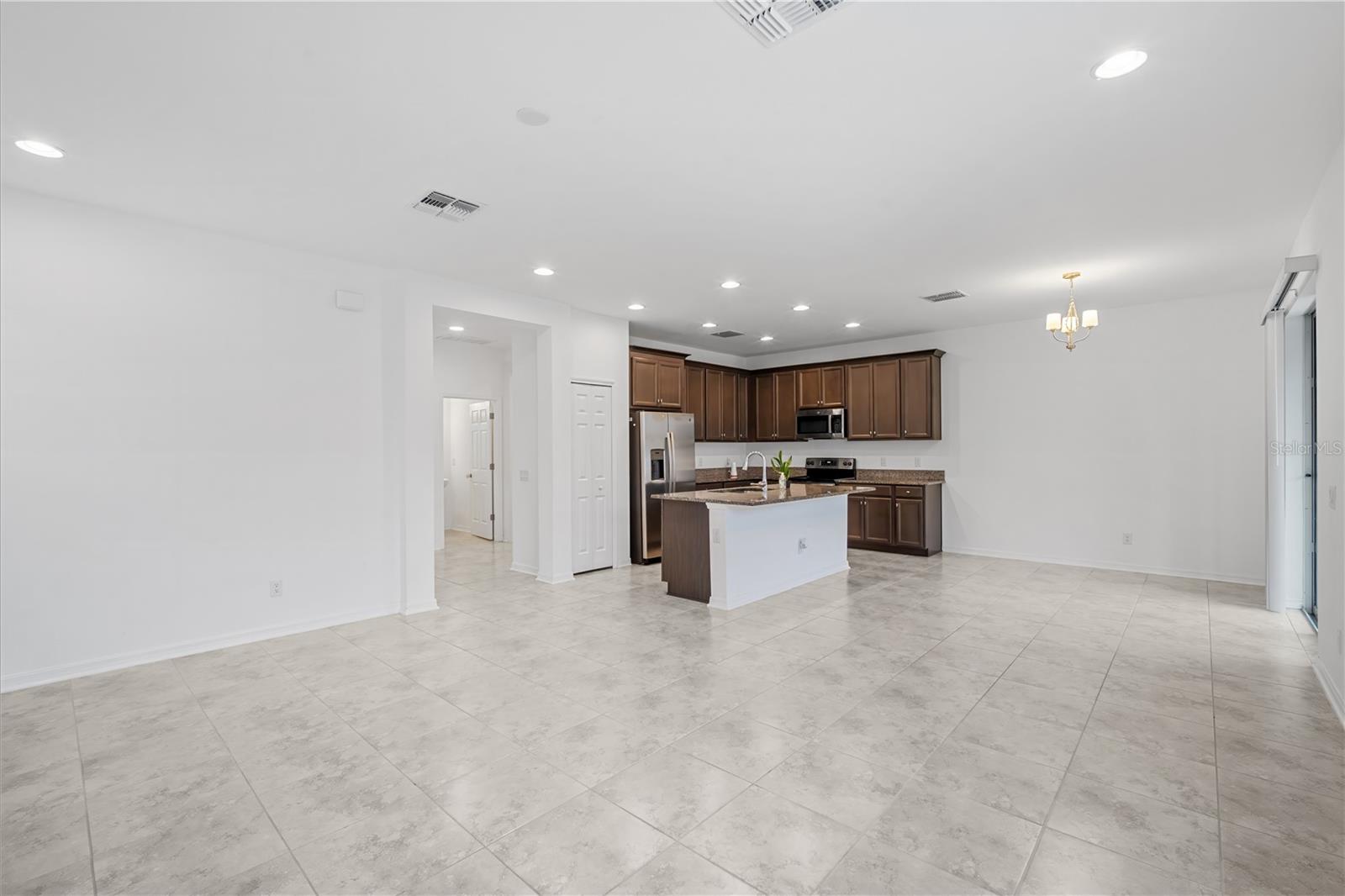 Image 8 of 26 For 37820 Beacon Brick Drive