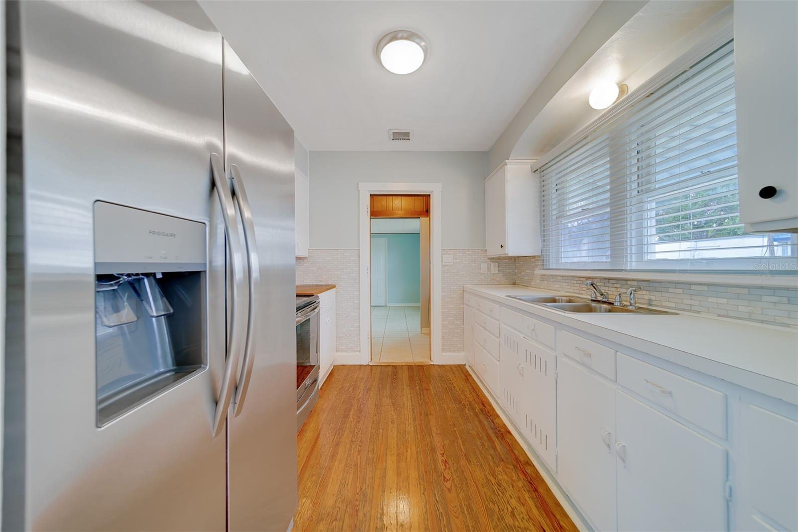 Image 17 of 54 For 810 2nd Avenue Nw