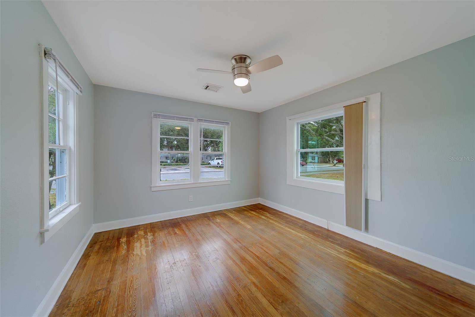 Image 21 of 54 For 810 2nd Avenue Nw