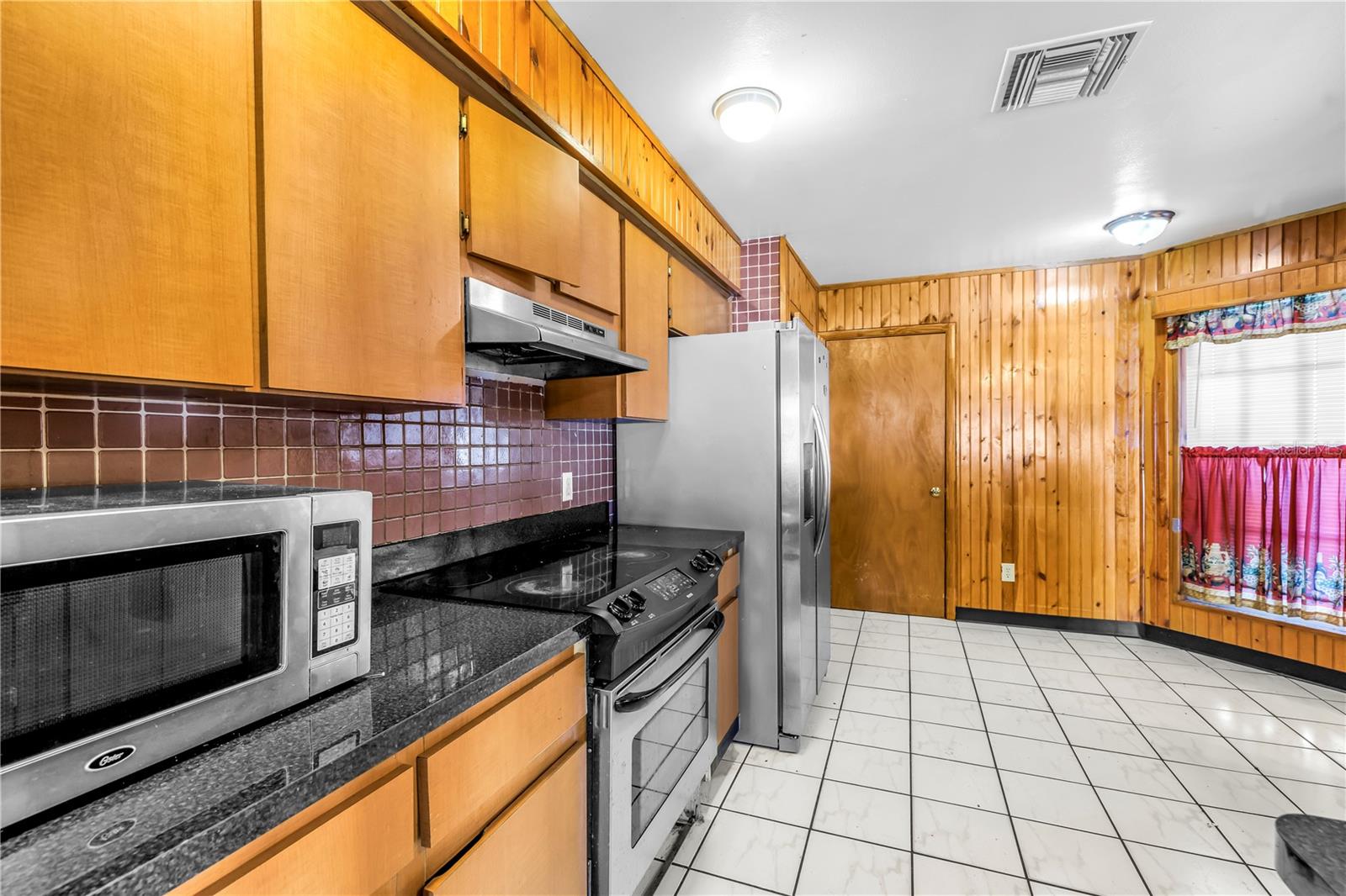 Image 11 of 32 For 8315 Riverboat Drive