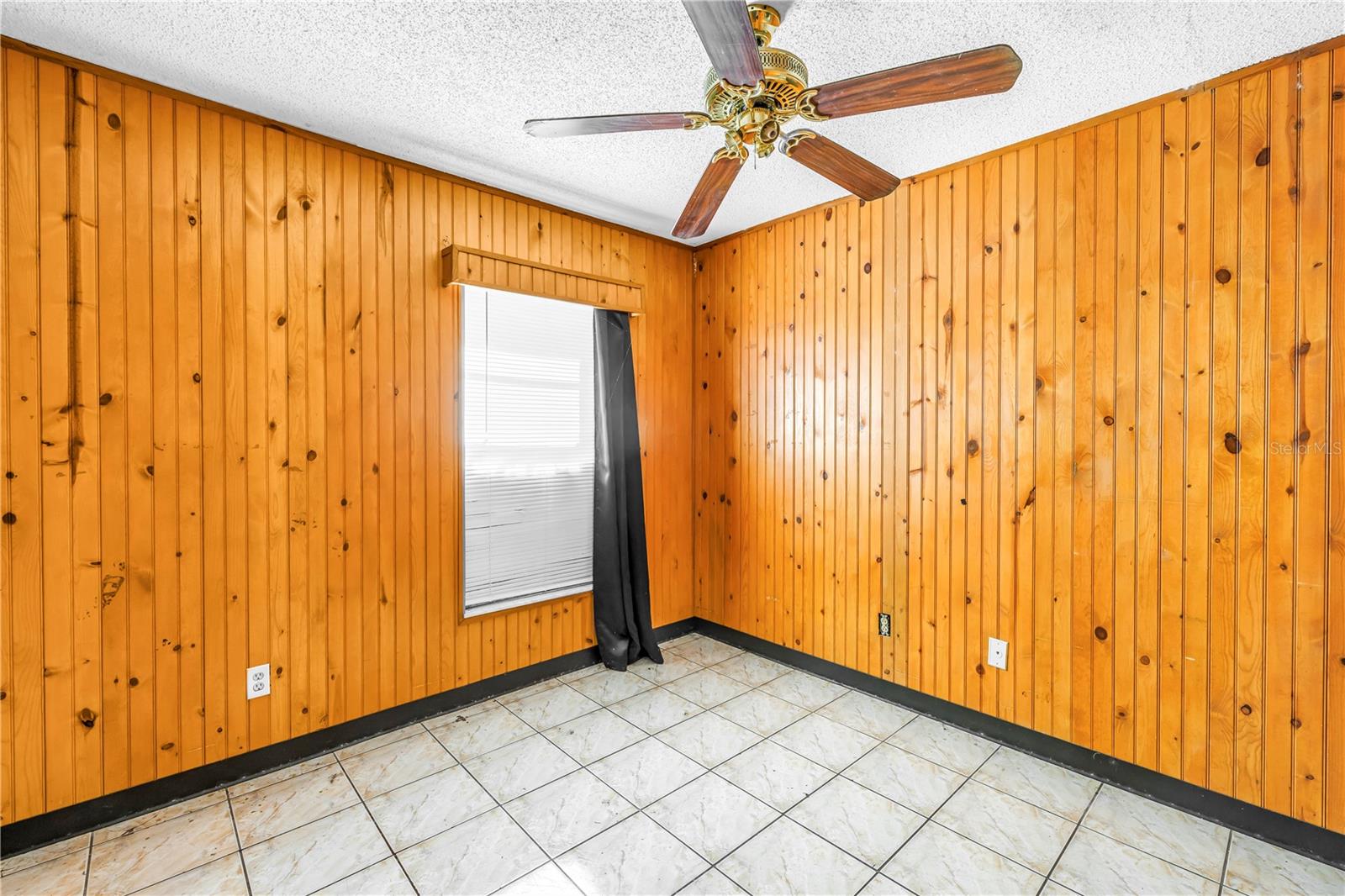 Image 16 of 32 For 8315 Riverboat Drive