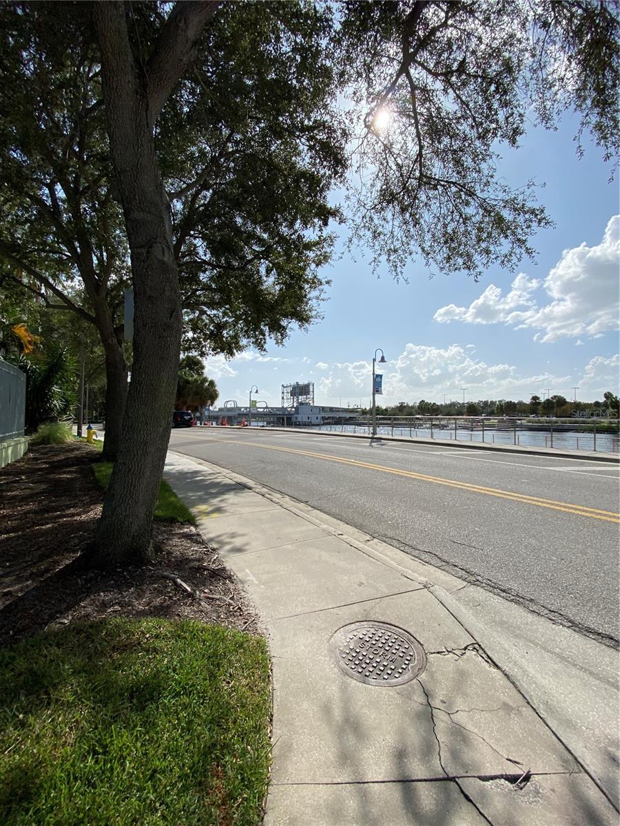 Image 53 of 64 For 1501 Doyle Carlton Drive 305