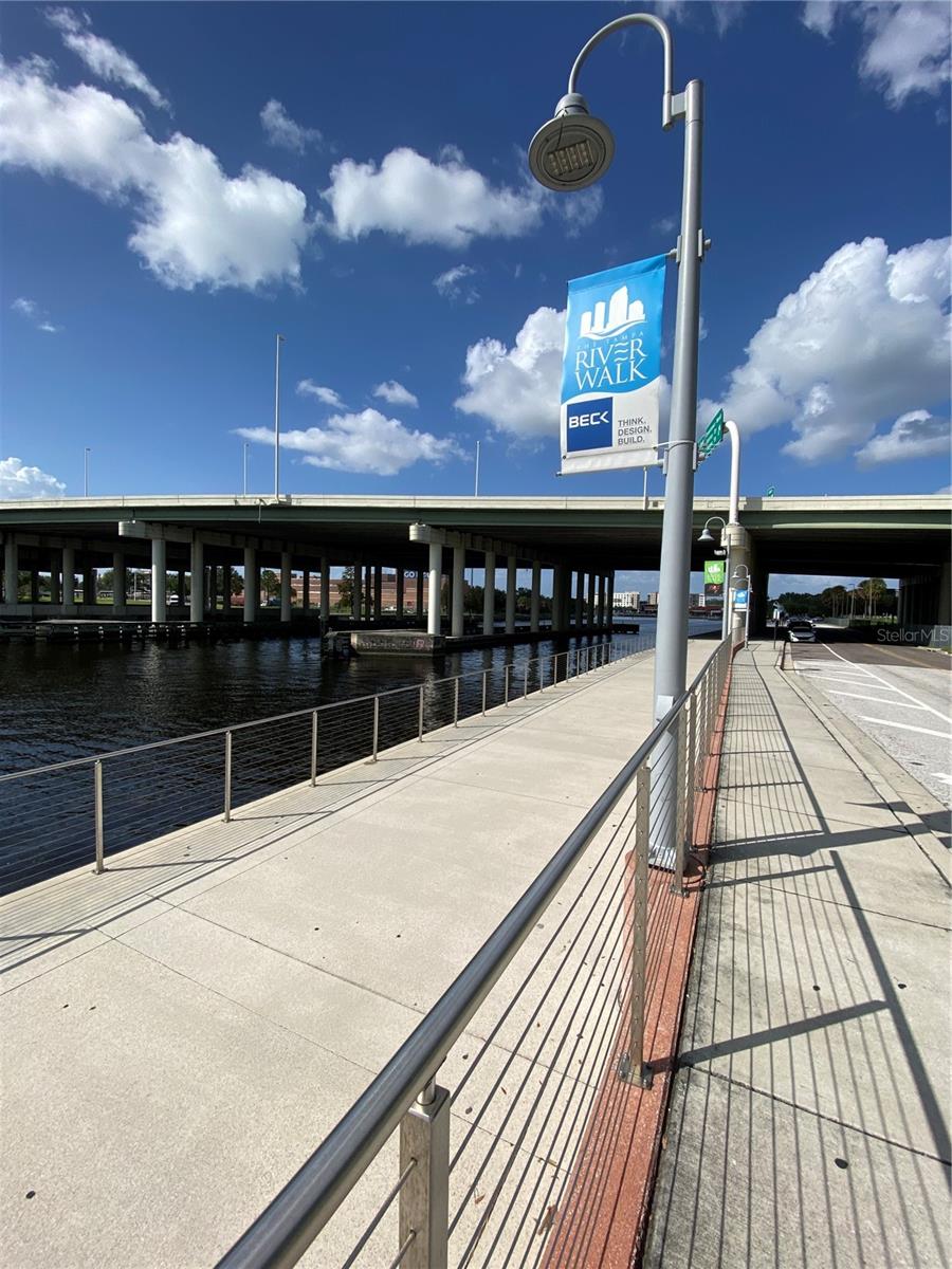 Image 58 of 64 For 1501 Doyle Carlton Drive 305