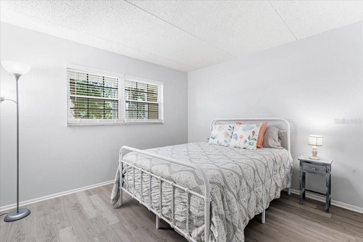 Image 15 of 37 For 821 Patricia Avenue 202