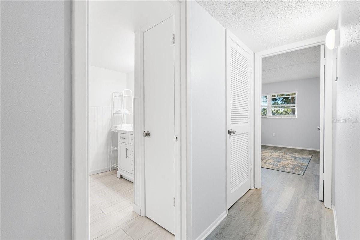 Image 19 of 37 For 821 Patricia Avenue 202