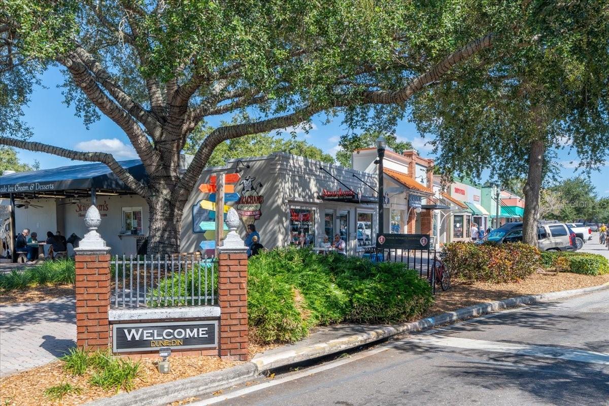 Image 34 of 37 For 821 Patricia Avenue 202