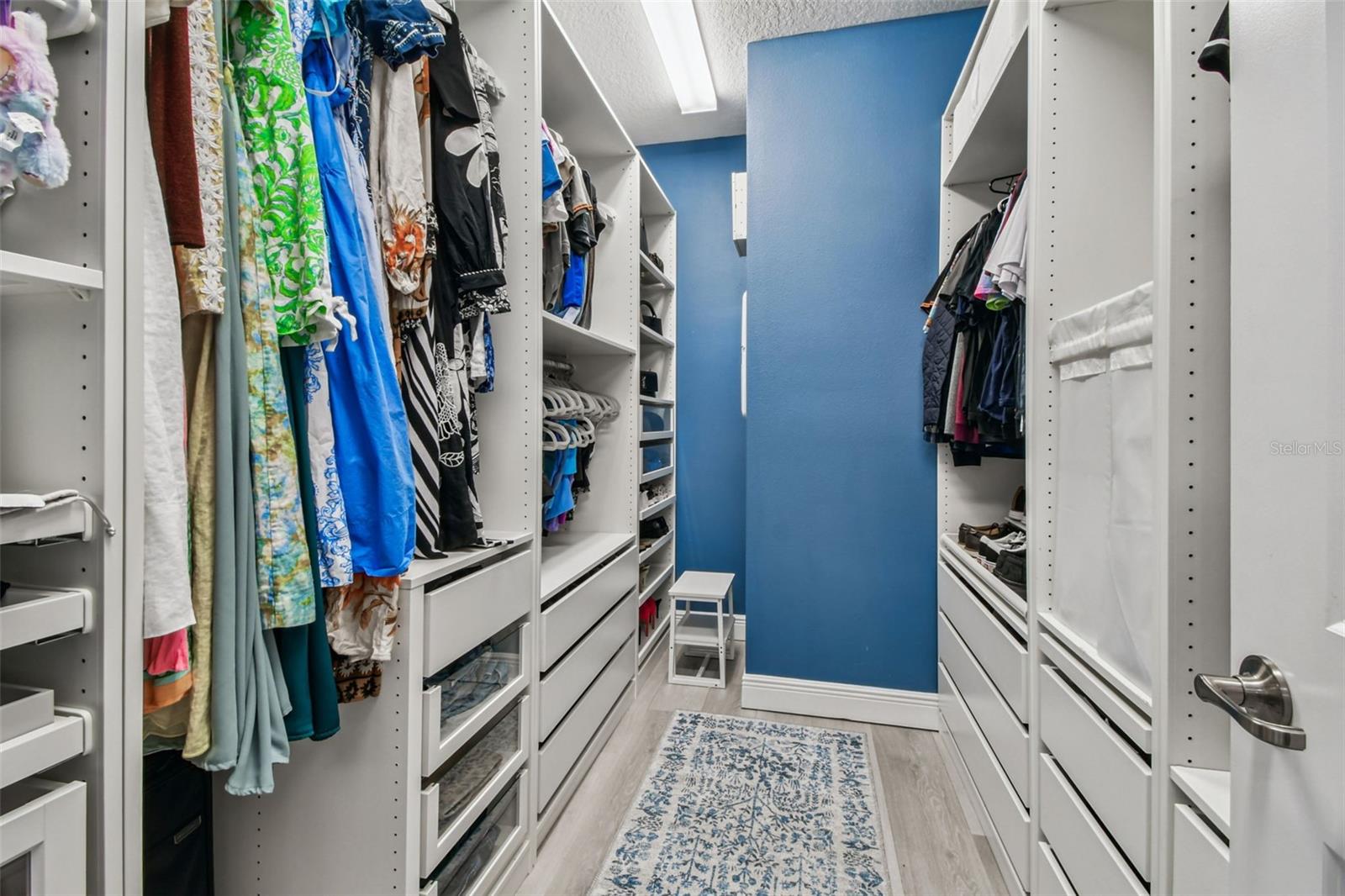 Image 16 of 26 For 208 Tampania Avenue 3