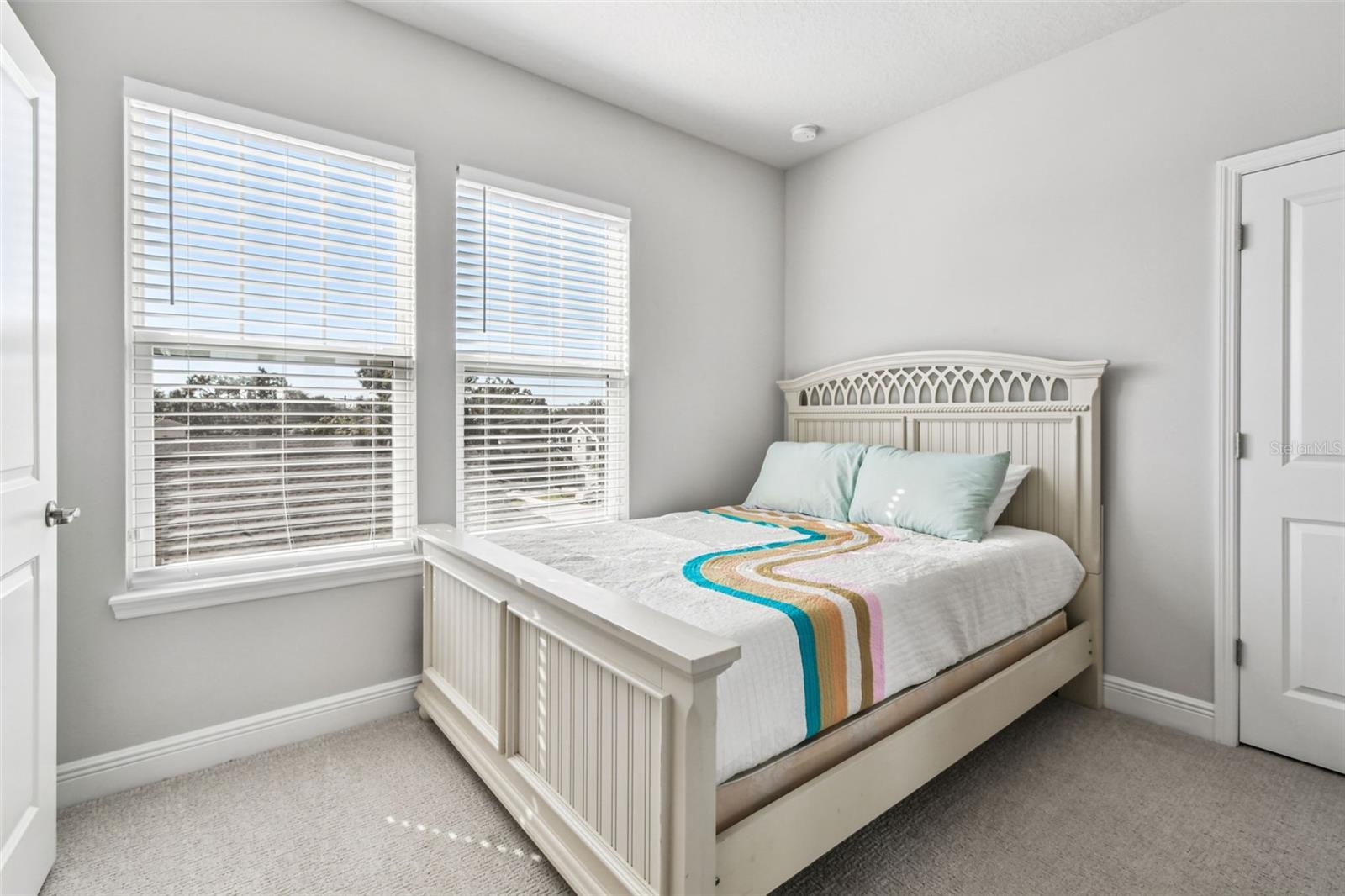 Image 17 of 26 For 208 Tampania Avenue 3