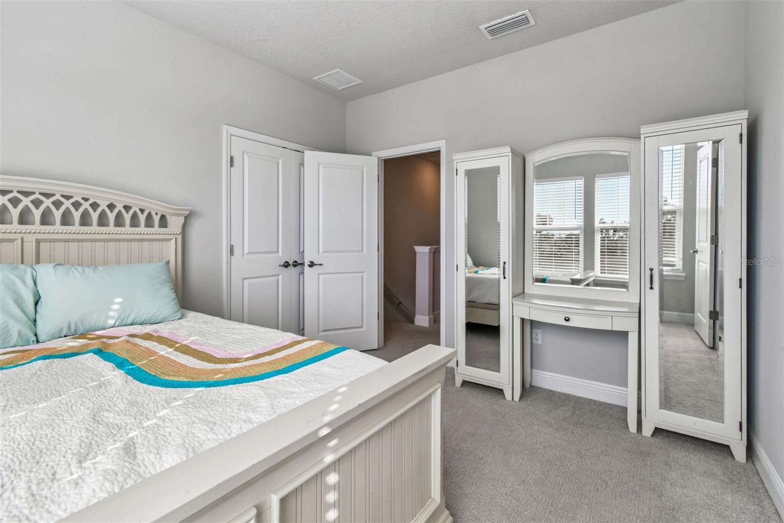 Image 18 of 26 For 208 Tampania Avenue 3