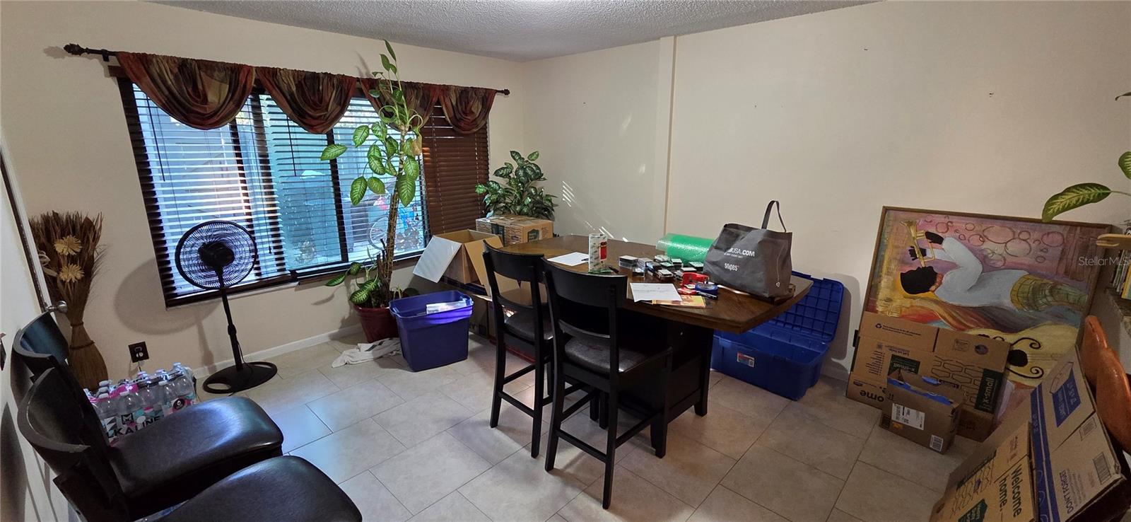 Listing photo id 6 for 165 Pine Cone Trail