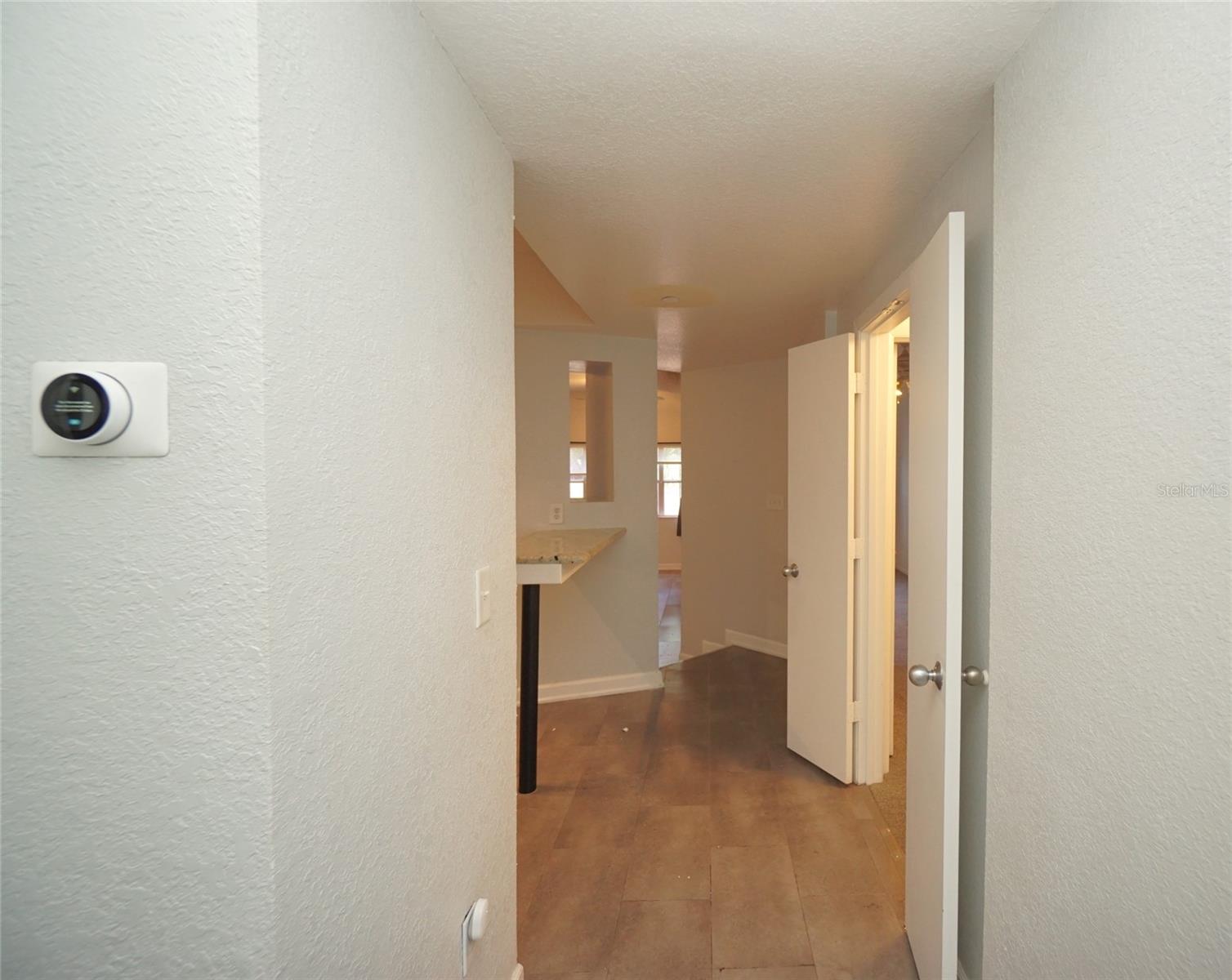 Image 9 of 16 For 2411 Horatio Street 539