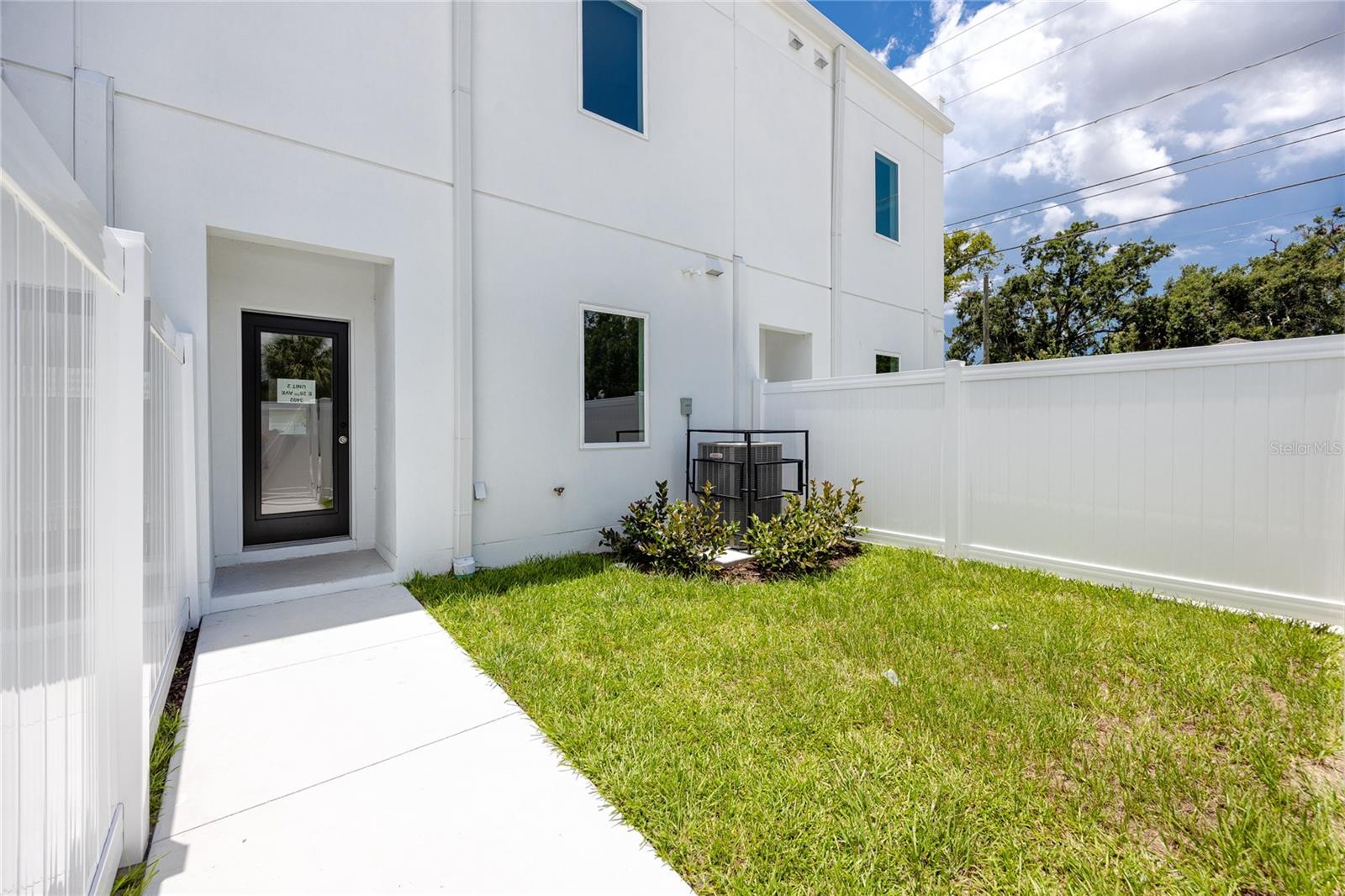 Image 19 of 46 For 3402 28th Avenue 2