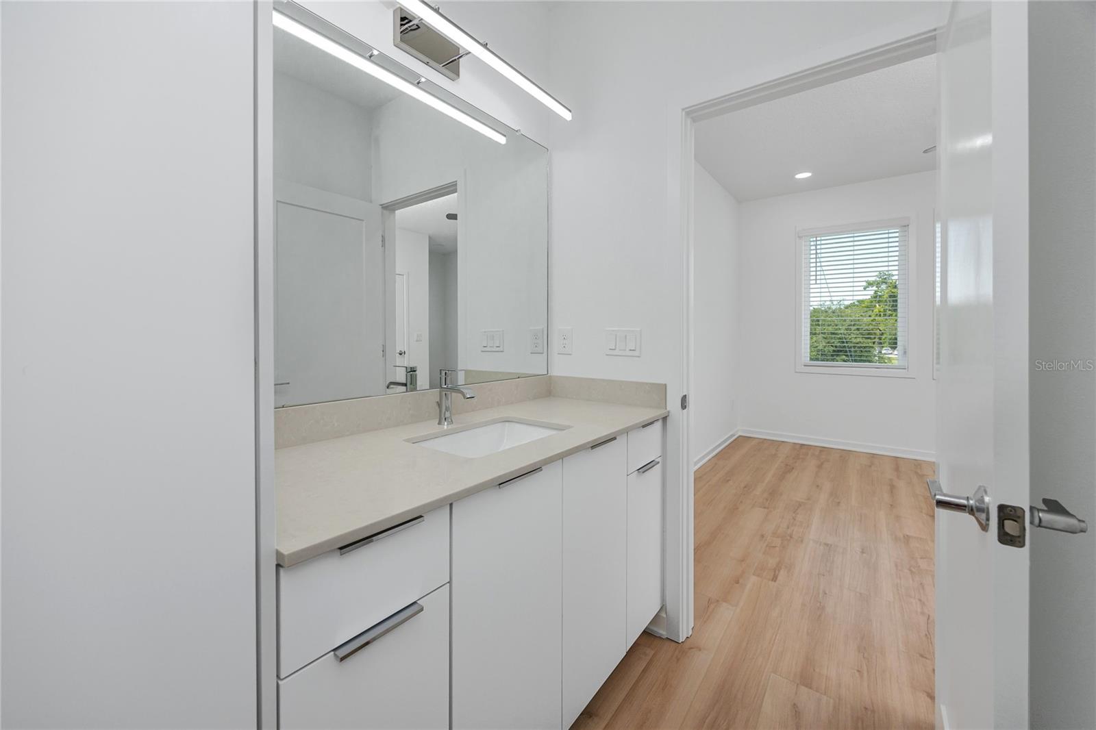 Image 31 of 46 For 3402 28th Avenue 2