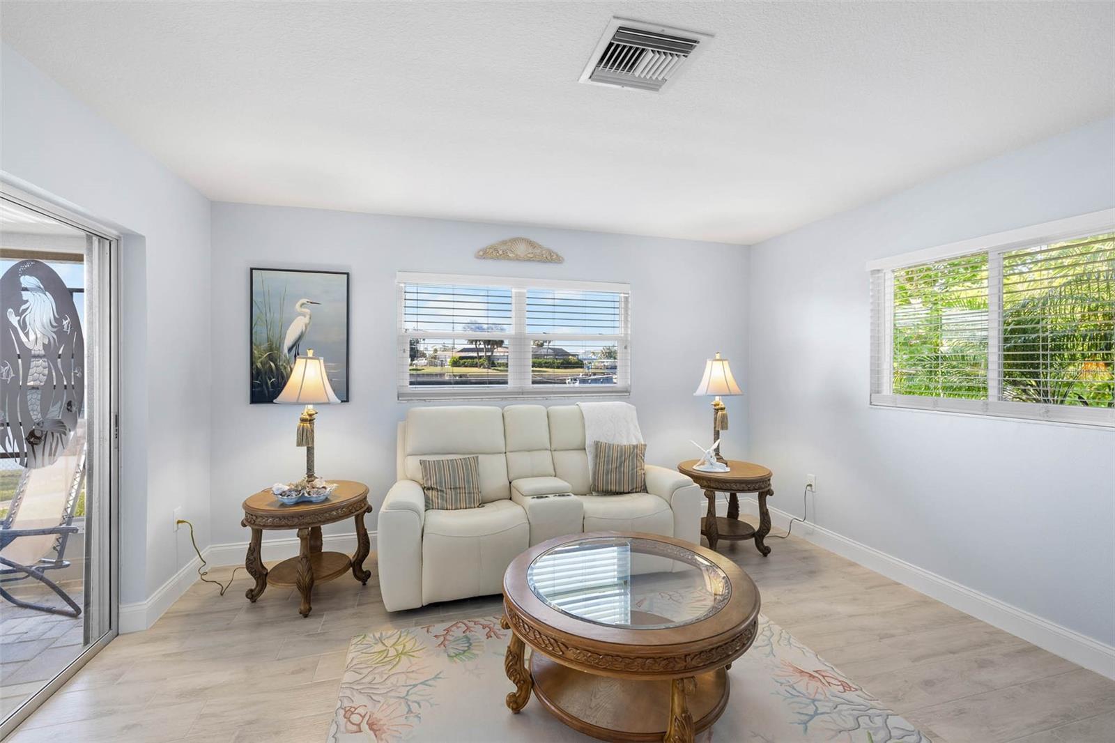 Image 11 of 37 For 4151 Camelia Drive