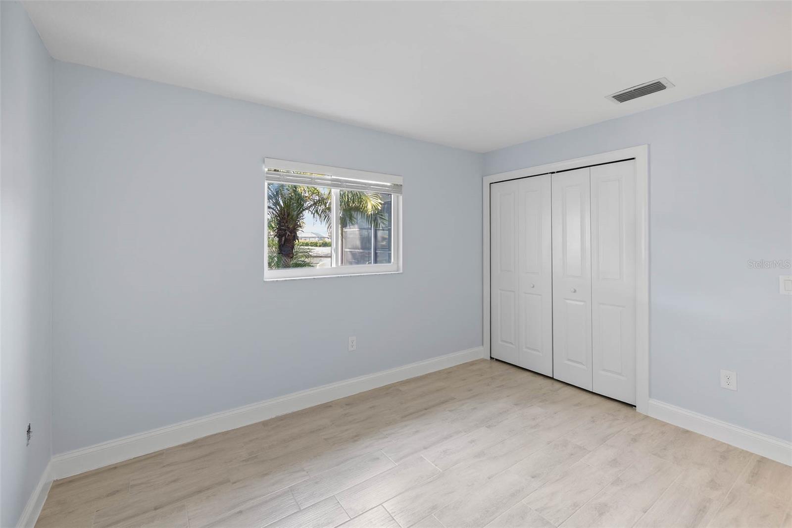 Image 20 of 37 For 4151 Camelia Drive