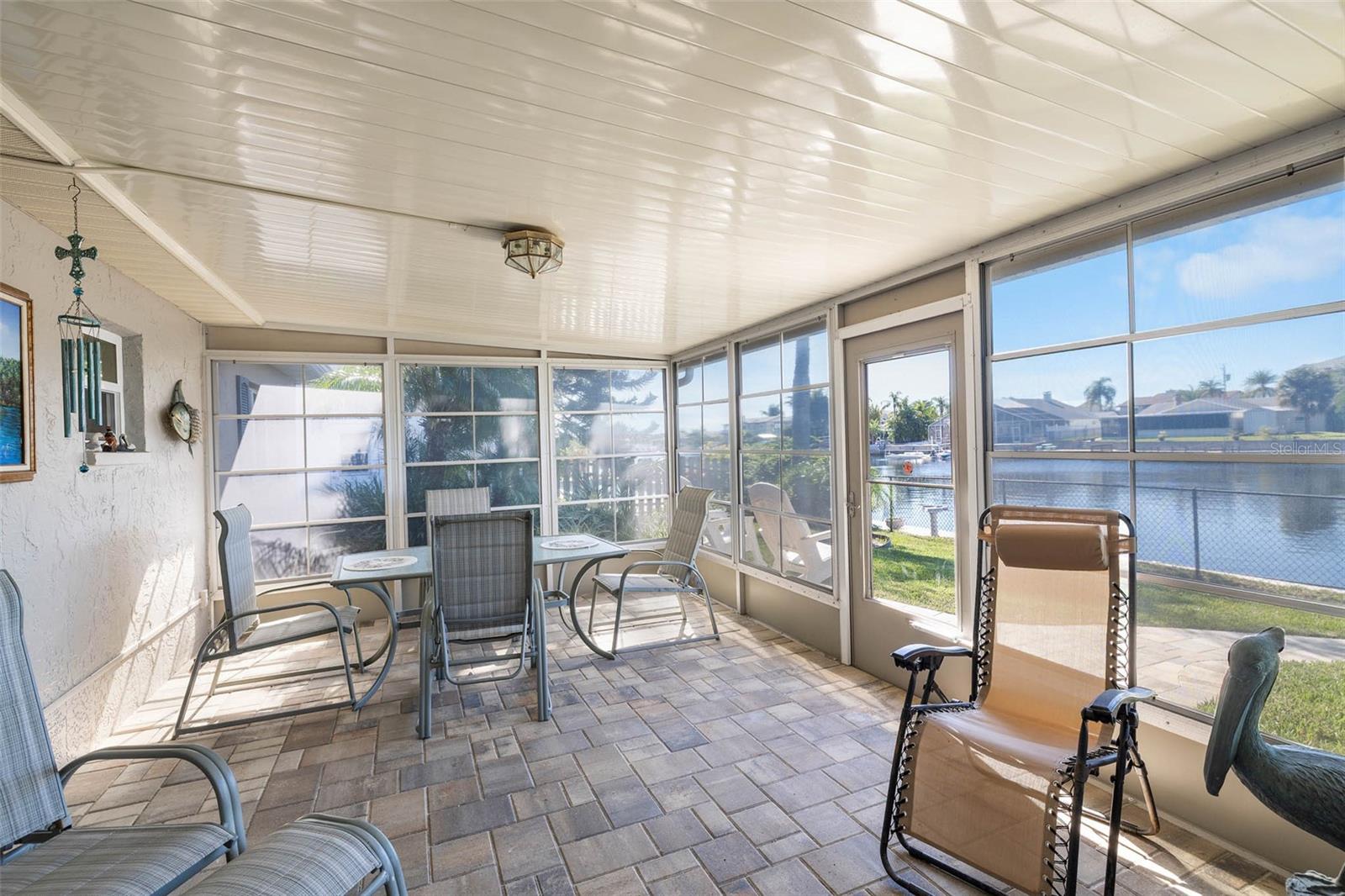 Image 23 of 37 For 4151 Camelia Drive