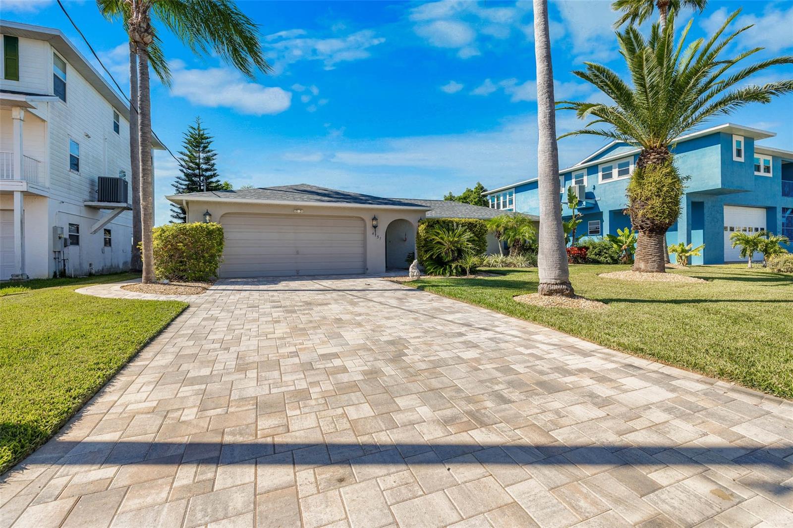 Image 26 of 37 For 4151 Camelia Drive