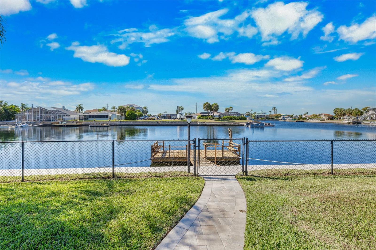 Image 6 of 37 For 4151 Camelia Drive