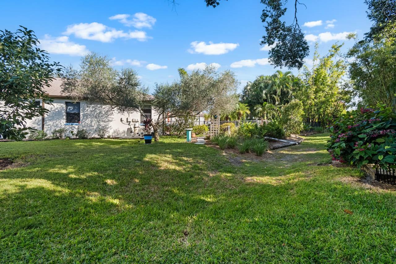 Image 49 of 66 For 1814 78th Street W