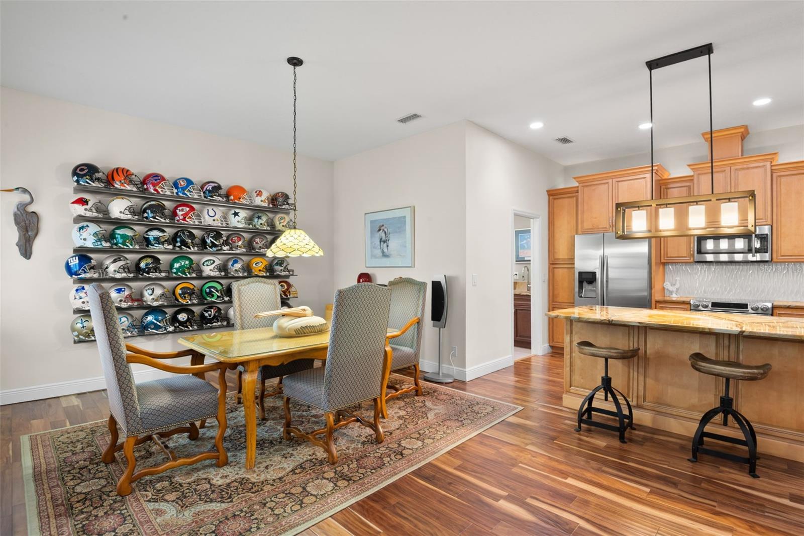 Image 10 of 60 For 3045 Crest Drive