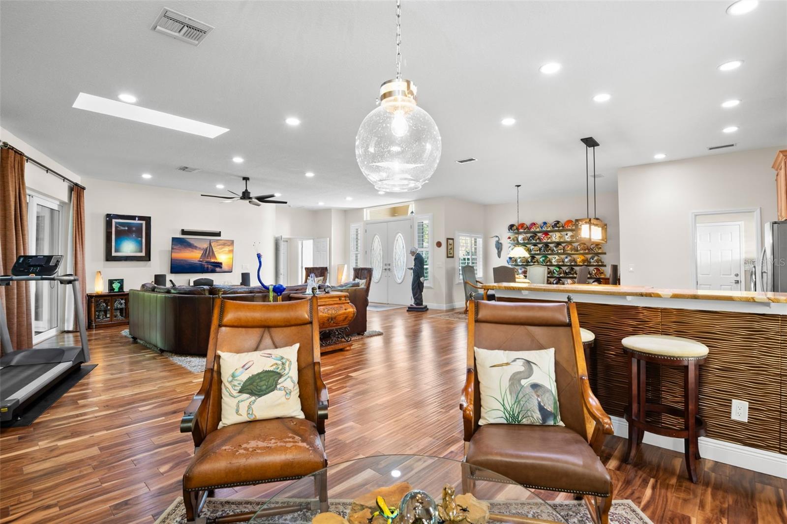 Image 12 of 60 For 3045 Crest Drive