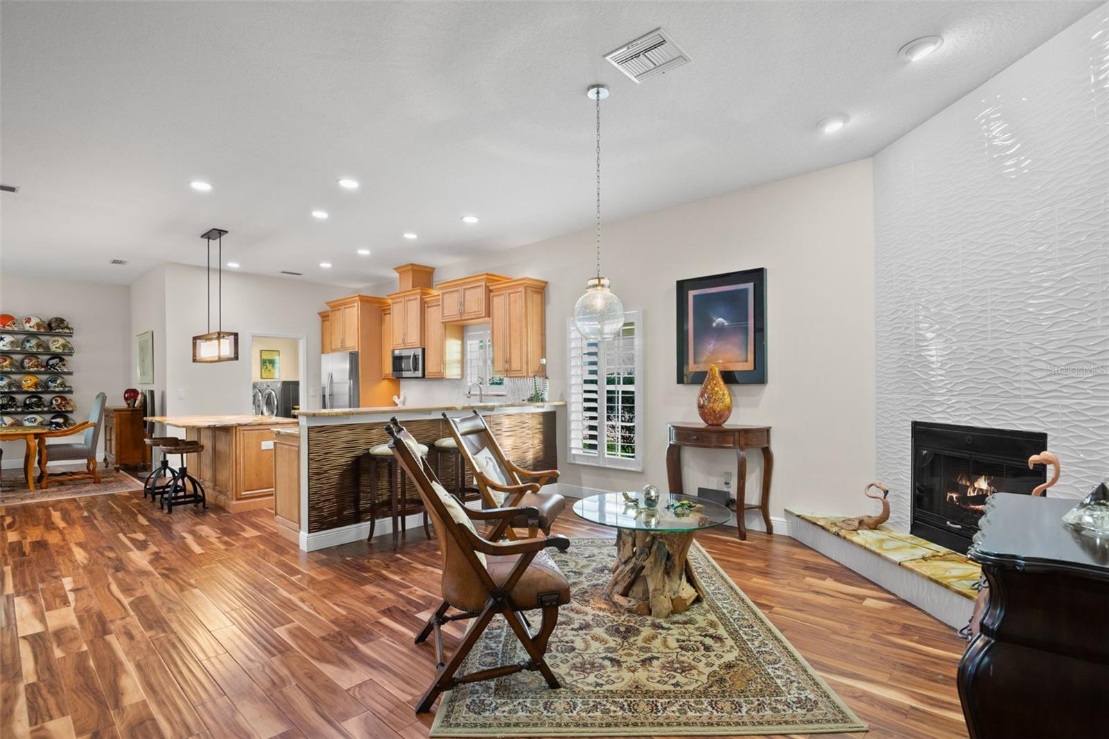 Image 16 of 60 For 3045 Crest Drive