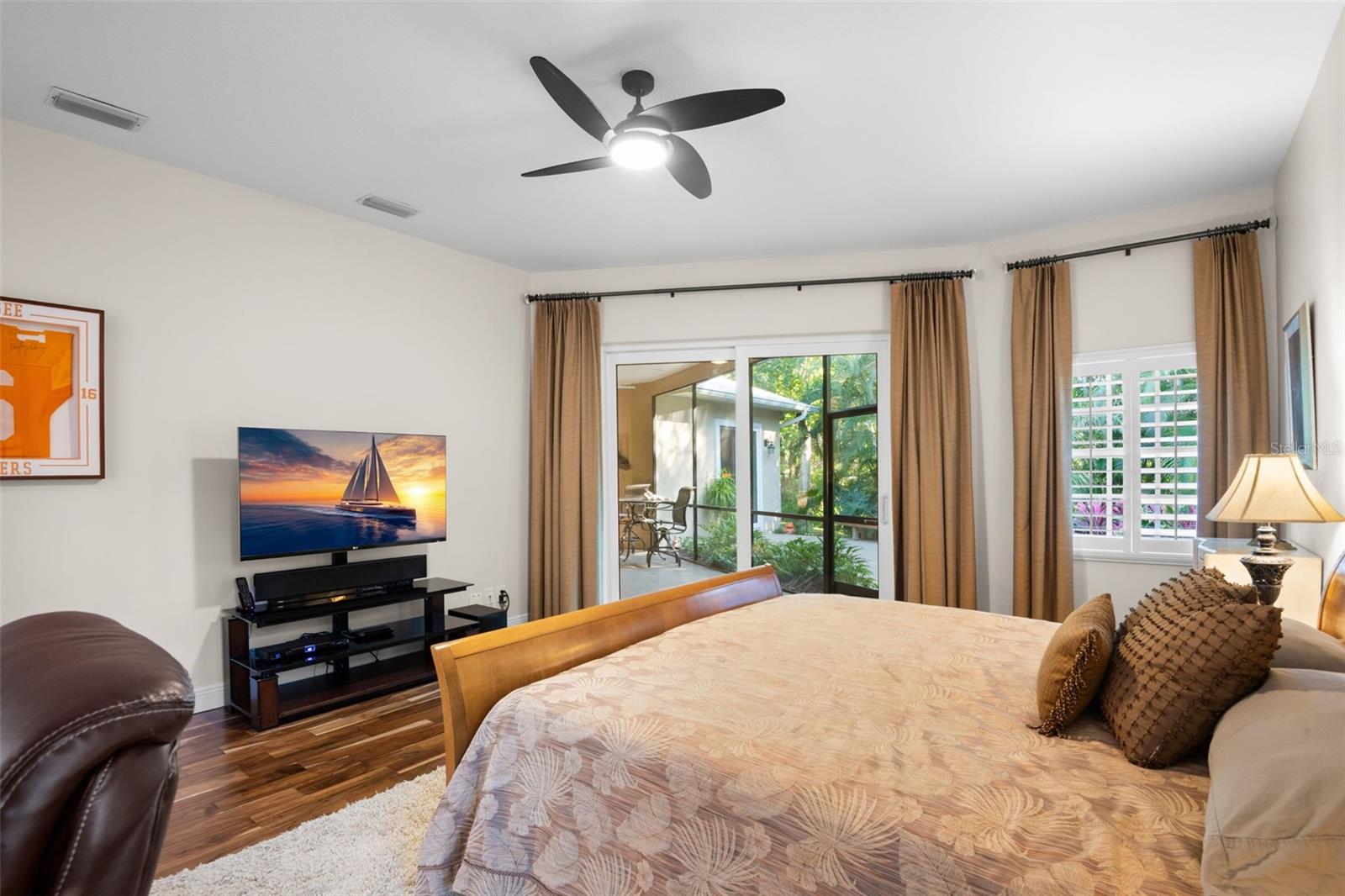 Image 28 of 60 For 3045 Crest Drive