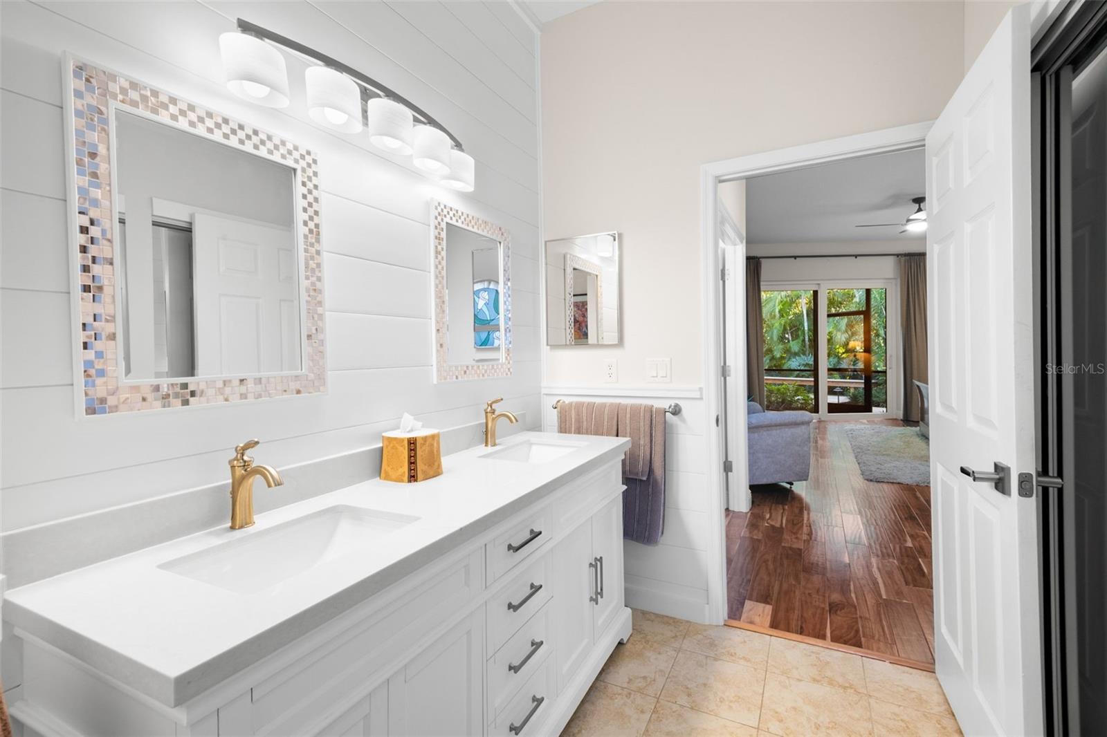 Image 33 of 60 For 3045 Crest Drive