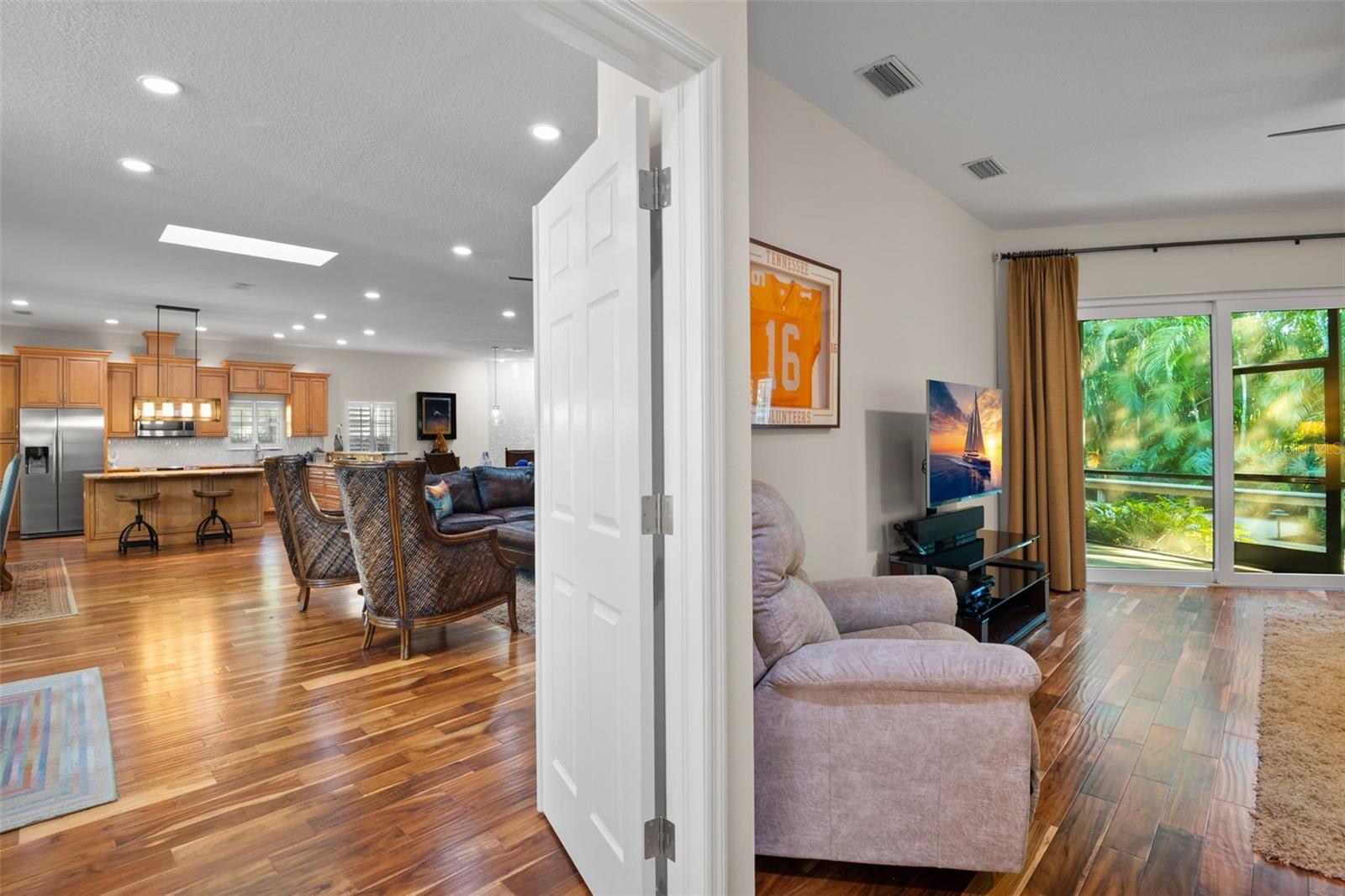 Image 50 of 60 For 3045 Crest Drive