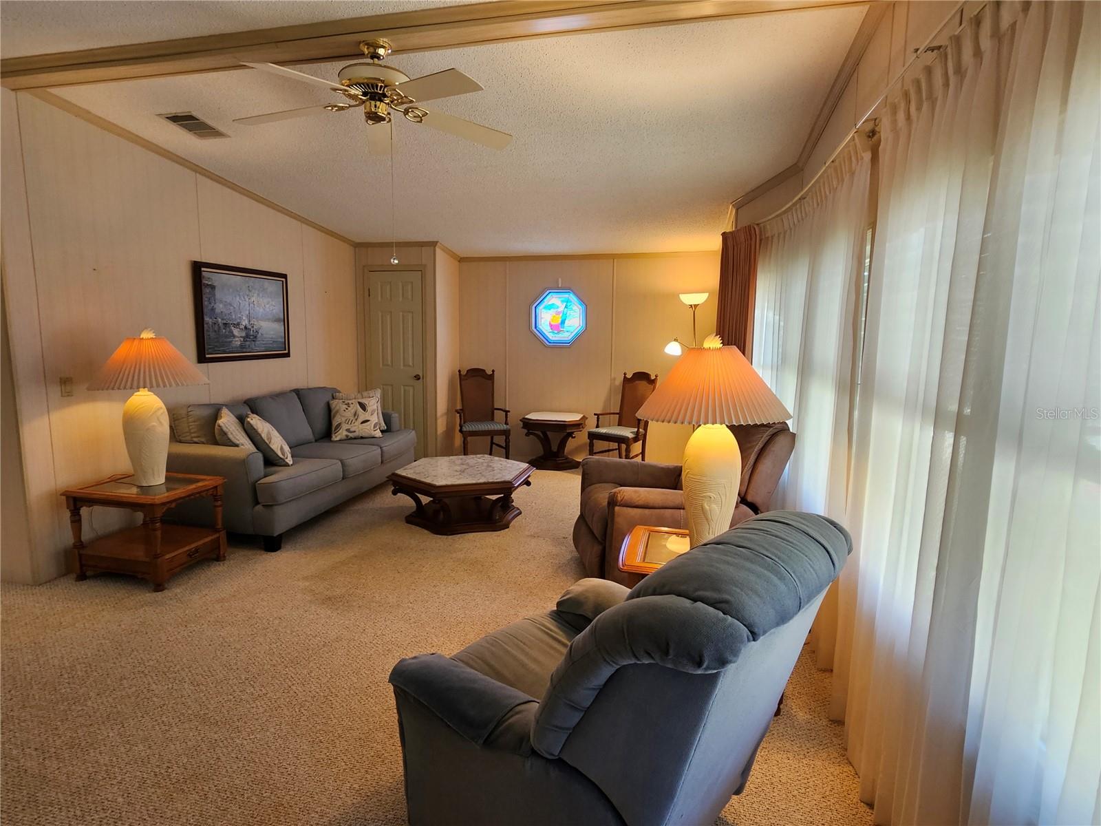 Image 11 of 34 For 101 Dolphin Drive N