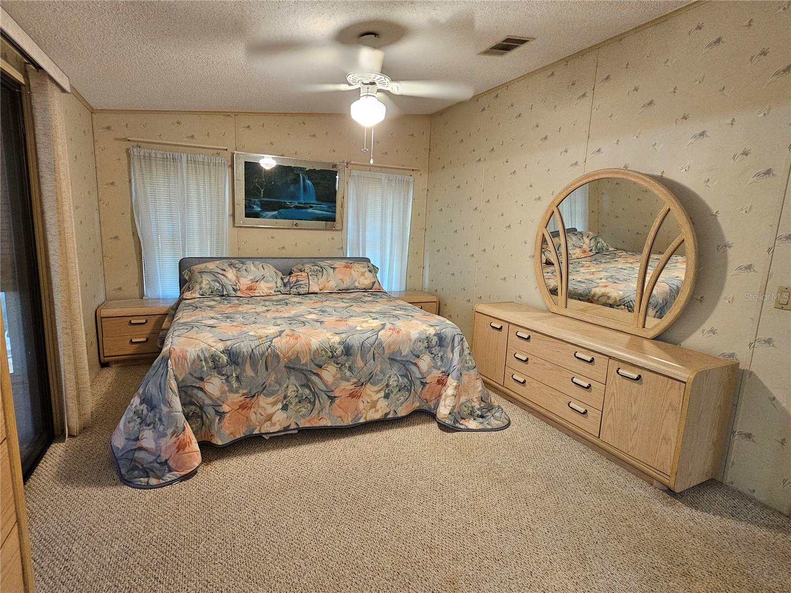 Image 19 of 34 For 101 Dolphin Drive N