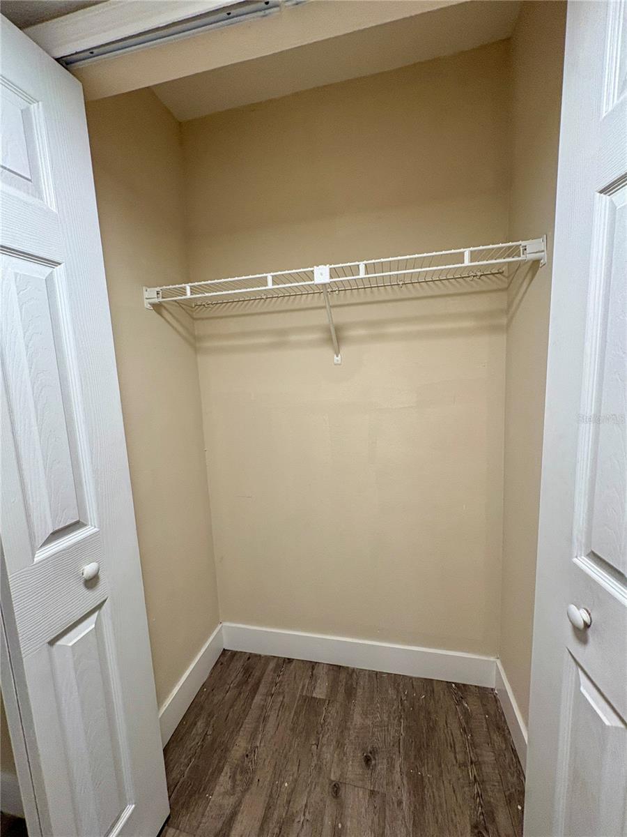 Image 10 of 16 For 305 Grant Street C1