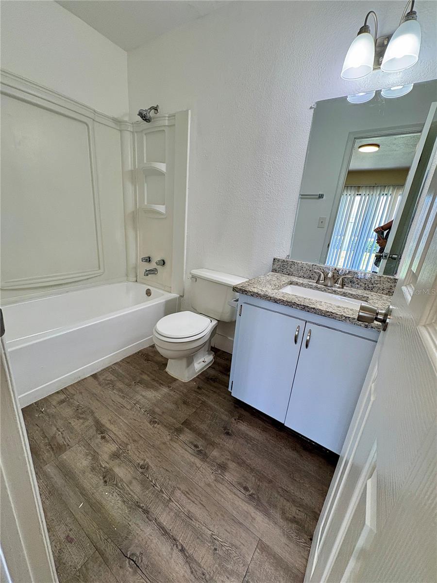 Image 13 of 16 For 305 Grant Street C1