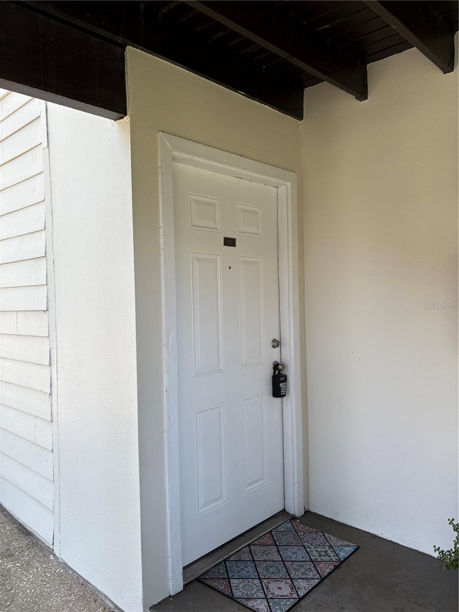 Image 2 of 16 For 305 Grant Street C1