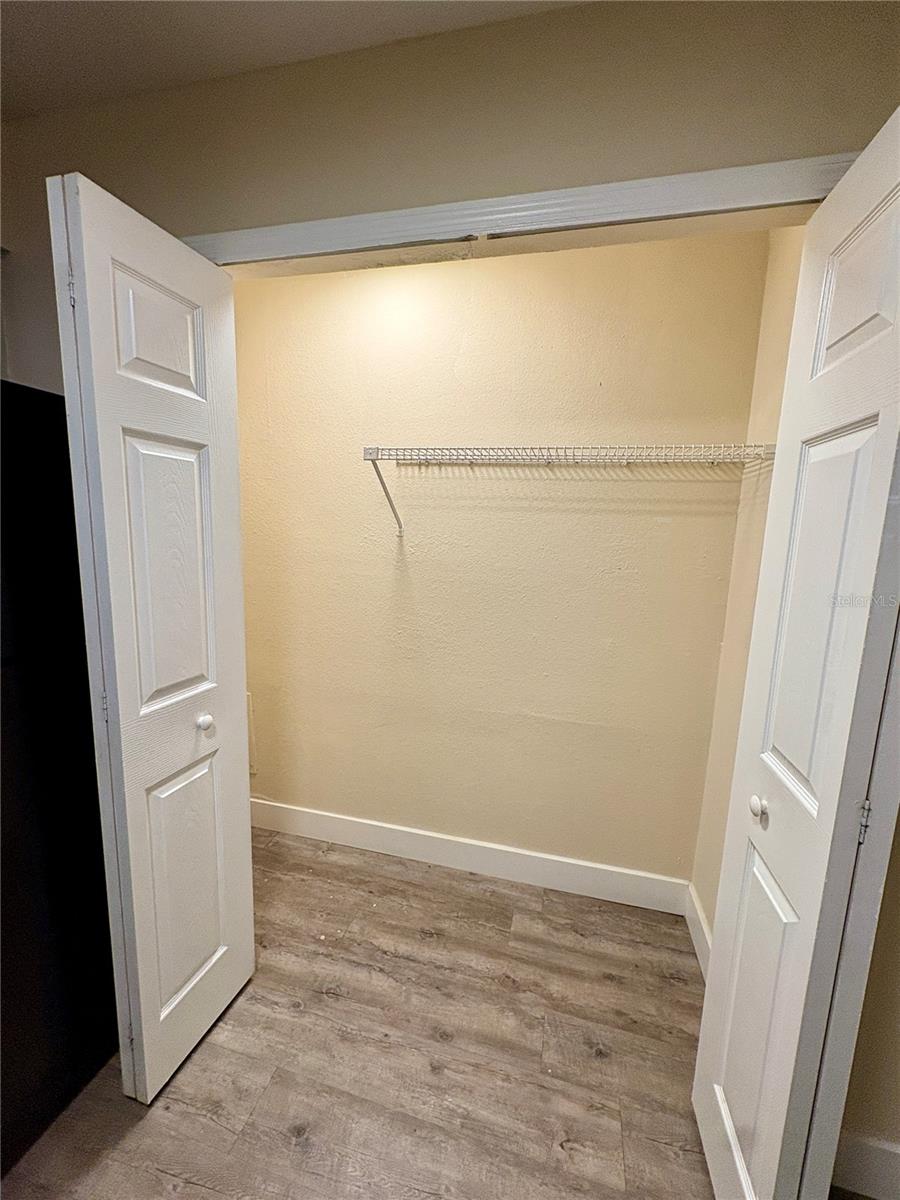 Image 8 of 16 For 305 Grant Street C1