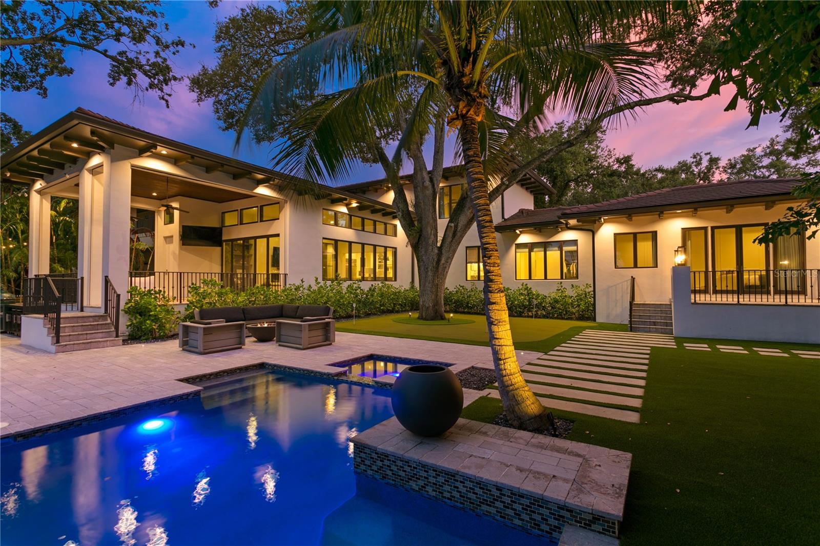 Listing photo id 10 for 603 Marmora Avenue