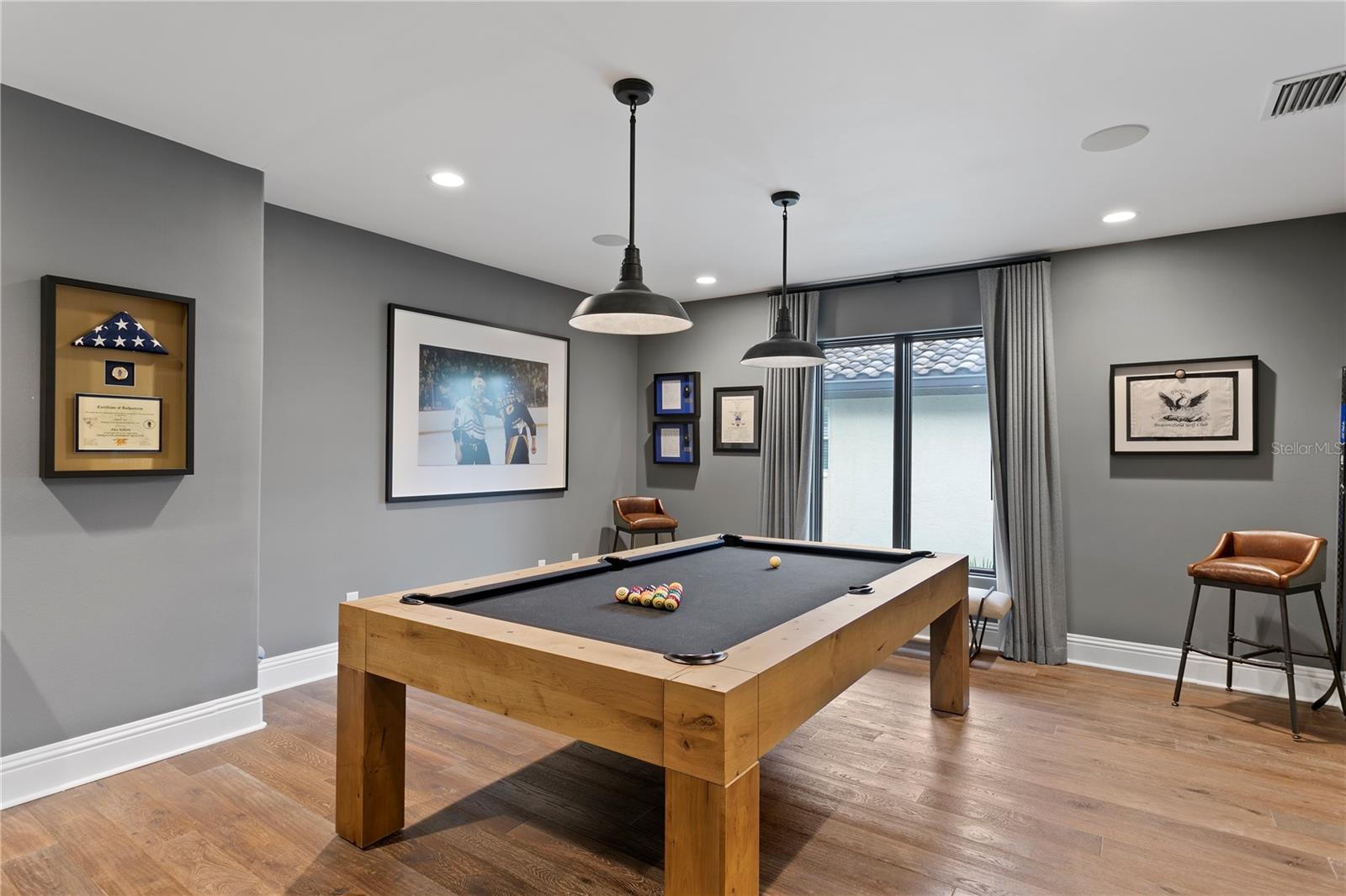 Listing photo id 20 for 603 Marmora Avenue