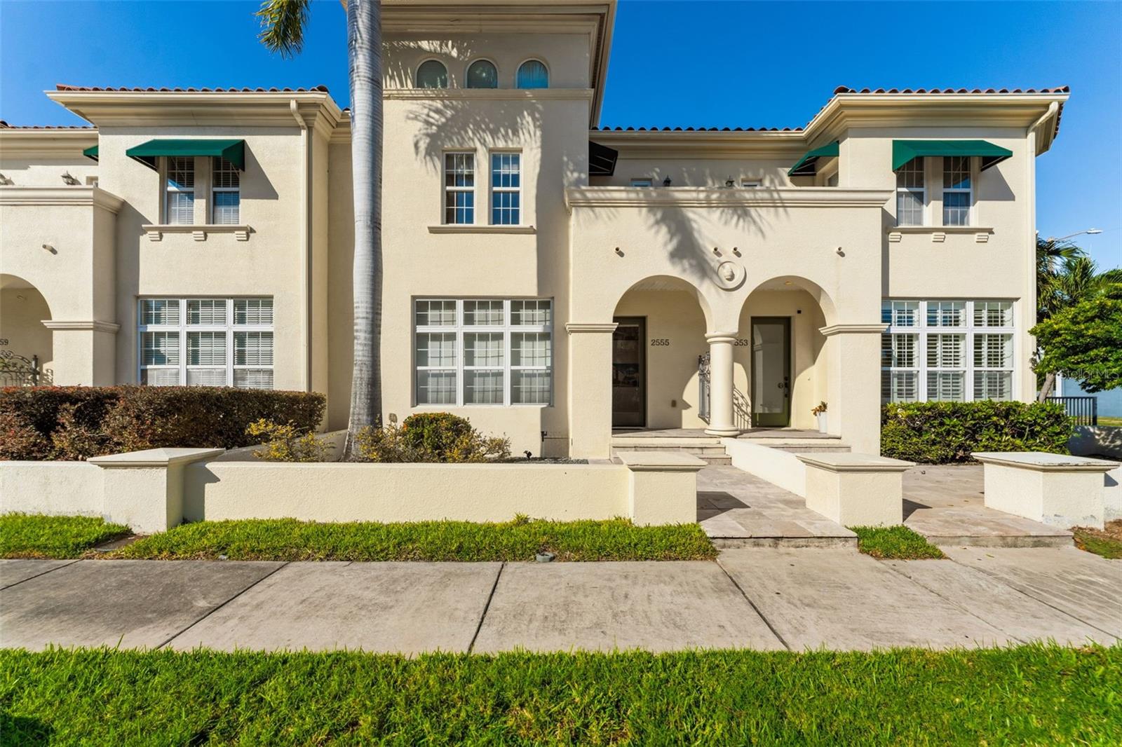 Image 2 of 39 For 2555 Platt Street