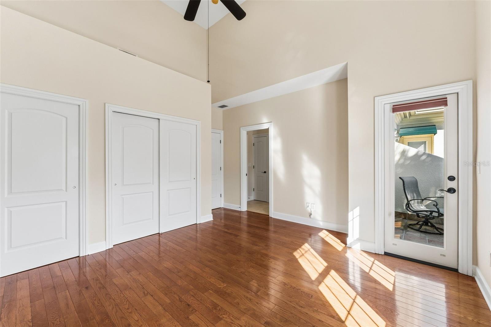 Image 26 of 39 For 2555 Platt Street