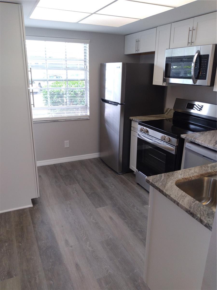 Image 12 of 16 For 1415 Doolittle Lane 104