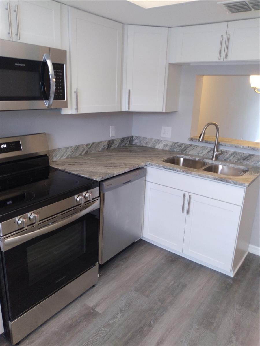 Image 13 of 16 For 1415 Doolittle Lane 104