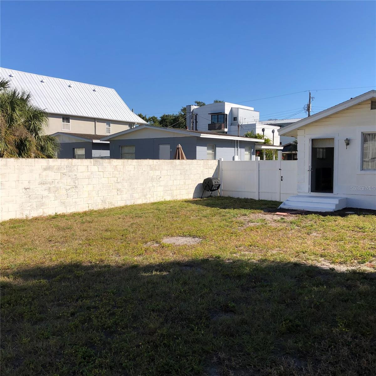 Image 18 of 19 For 409 Orleans Avenue